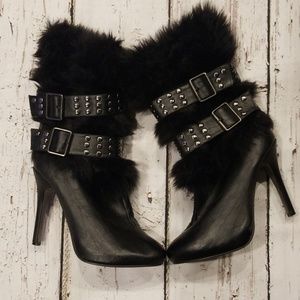 Anne Michelle Size 9 Studded Fur Boots
